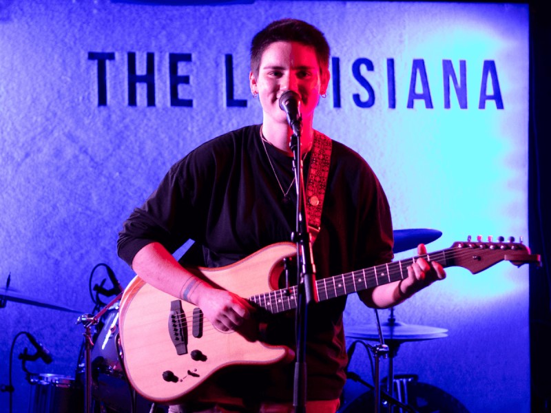 Live music with Sophie Holliday! Live music with Sophie Holliday!