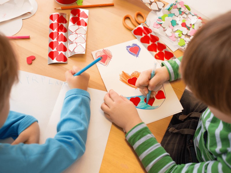 Free Arts and Craft Activities!